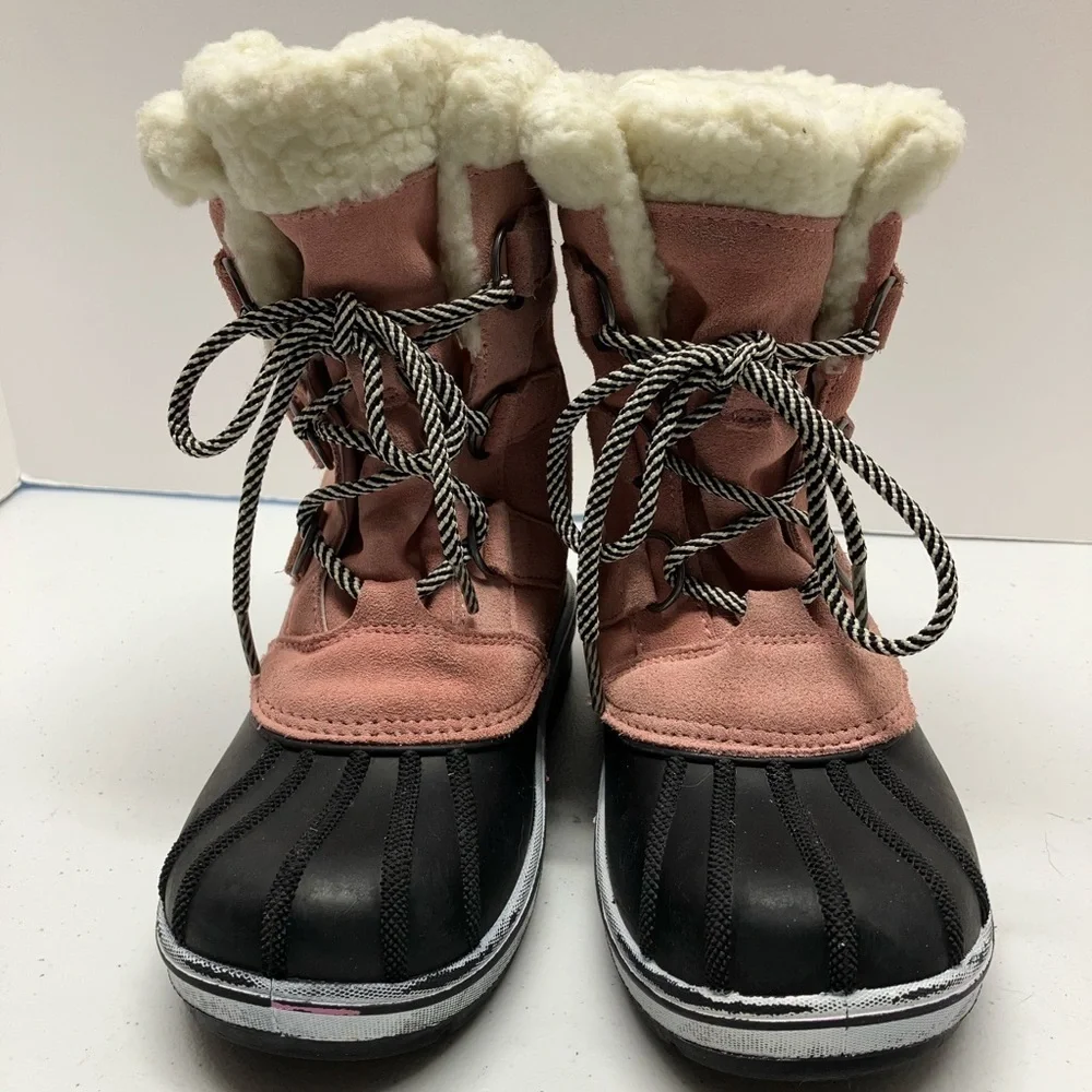 Cat & Jack Girl’s Thermolite Winter Boots, Size 2, Pink/Black, Faux Fur, Lace Up